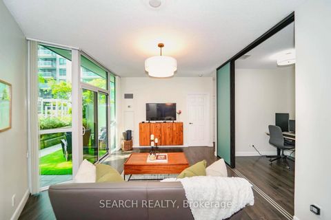 Photo 16 at 201 - 19 Grand Trunk Crescent, Waterfront Communities C1, Toronto