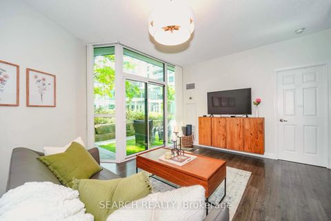 Photo 17 at 201 - 19 Grand Trunk Crescent, Waterfront Communities C1, Toronto