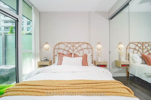 Photo 20 at 201 - 19 Grand Trunk Crescent, Waterfront Communities C1, Toronto