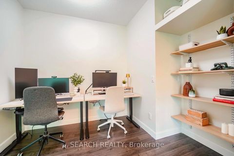 Photo 23 at 201 - 19 Grand Trunk Crescent, Waterfront Communities C1, Toronto