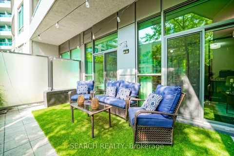 Photo 25 at 201 - 19 Grand Trunk Crescent, Waterfront Communities C1, Toronto