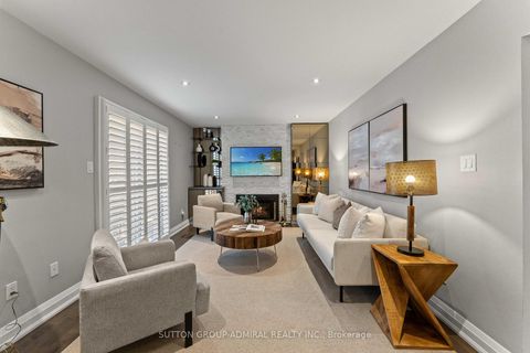 Photo 7 at 32 Mayvern Crescent, North Richvale, Richmond Hill