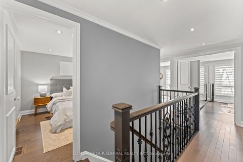 Photo 11 at 32 Mayvern Crescent, North Richvale, Richmond Hill