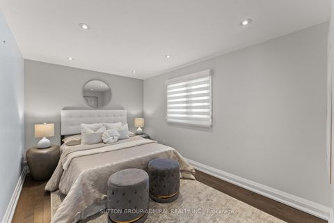 Photo 16 at 32 Mayvern Crescent, North Richvale, Richmond Hill