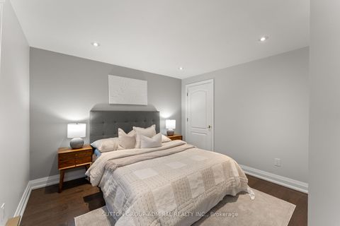 Photo 17 at 32 Mayvern Crescent, North Richvale, Richmond Hill Photo 17 at 32 Mayvern Crescent, North Richvale, Richmond Hill