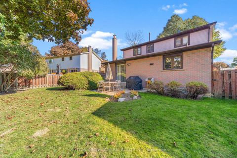 Photo 21 at 32 Mayvern Crescent, North Richvale, Richmond Hill