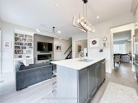 Photo 4 at 4 Sable Road, Patterson, Vaughan
