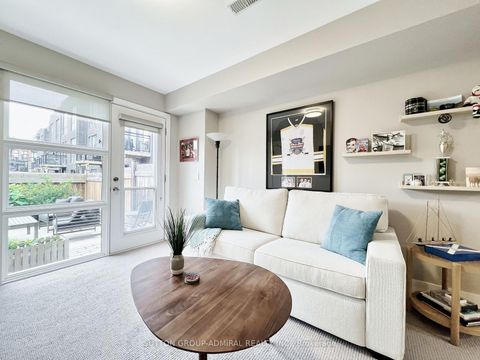 Photo 32 at 4 Sable Road, Patterson, Vaughan