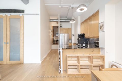 Photo 10 at 552 - 155 Dalhousie Street, Yonge Corridor, Toronto