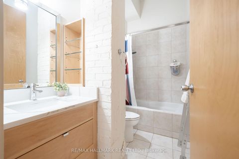 Photo 17 at 552 - 155 Dalhousie Street, Yonge Corridor, Toronto