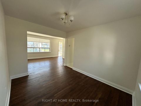 Photo 4 at 50 Moore Park Avenue, Newtonbrook West, Toronto