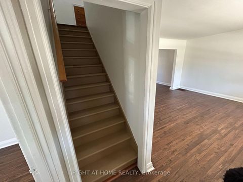Photo 8 at 50 Moore Park Avenue, Newtonbrook West, Toronto