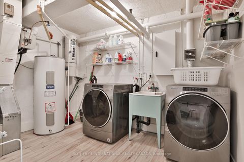 Photo 32 at A9 - 142 Pears Avenue, Annex, Toronto