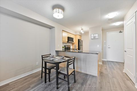 Photo 11 at 518 - 27 REAN Drive, Bayview Village, Toronto