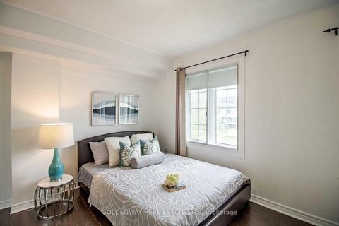 Photo 12 at 132A Finch Avenue W, Newtonbrook West, Toronto