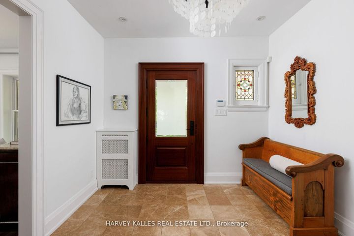 Photo 3 at 8 Edgewood Crescent, Moore Park, Toronto