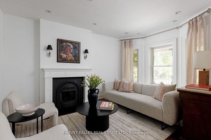 Photo 6 at 8 Edgewood Crescent, Moore Park, Toronto
