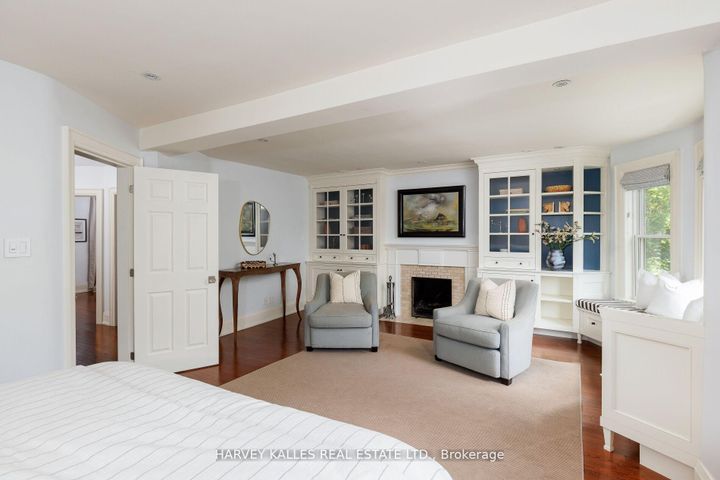 Photo 22 at 8 Edgewood Crescent, Moore Park, Toronto