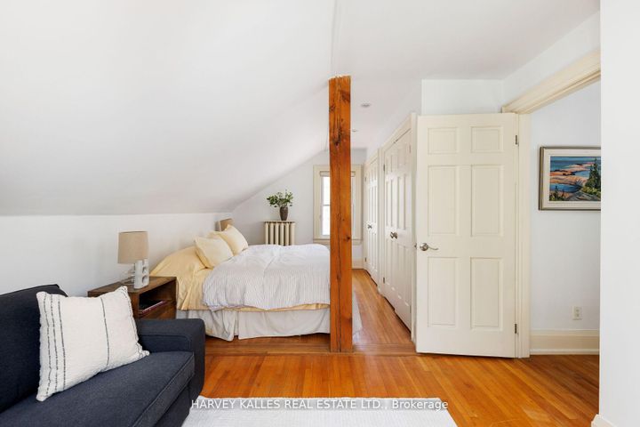 Photo 29 at 8 Edgewood Crescent, Moore Park, Toronto