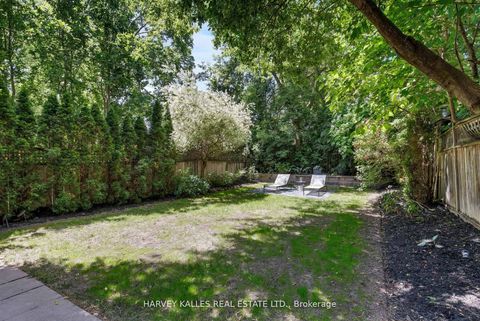 Photo 19 at 8 Edgewood Crescent, Moore Park, Toronto