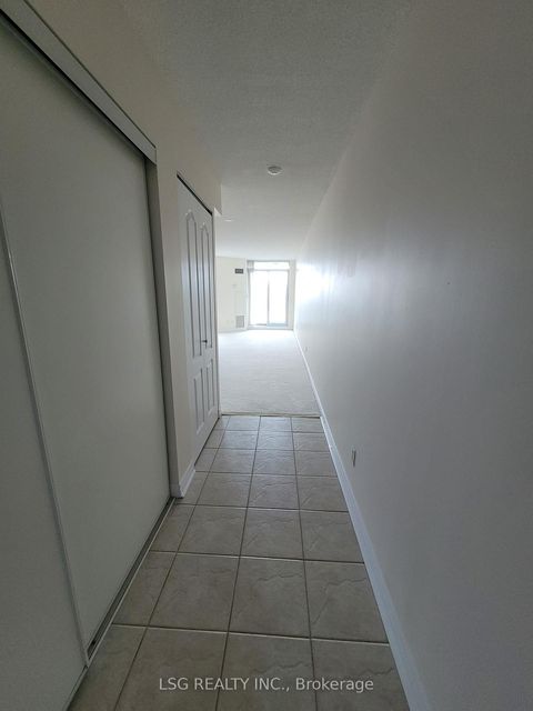 Photo 5 at 906 - 8 Rean Drive, Bayview Village, Toronto