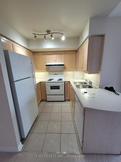 Photo 10 at 906 - 8 Rean Drive, Bayview Village, Toronto