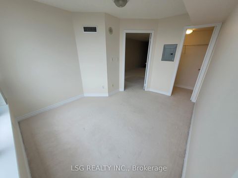 Photo 14 at 906 - 8 Rean Drive, Bayview Village, Toronto