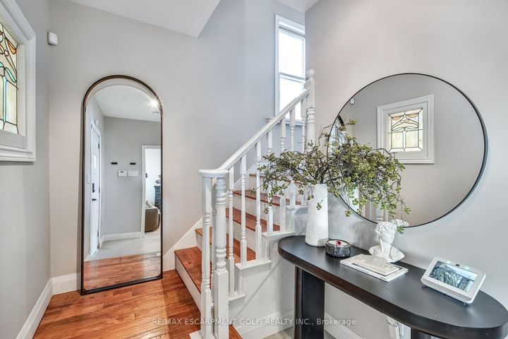 Photo 6 at 131 Alpine Avenue, Inch Park, Hamilton