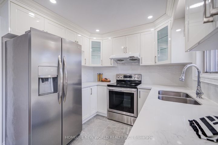 Photo 19 at 54 Marblemount Crescent, Sullivan, Toronto