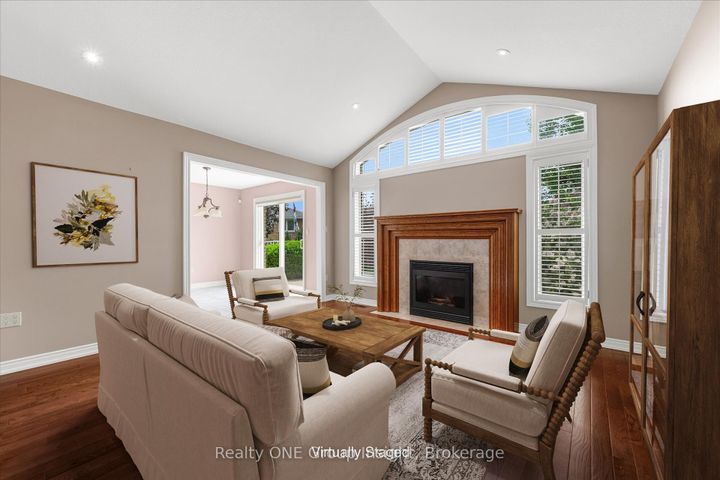 Photo 2 at 66 Chelmsford Place, Kentley, Hamilton