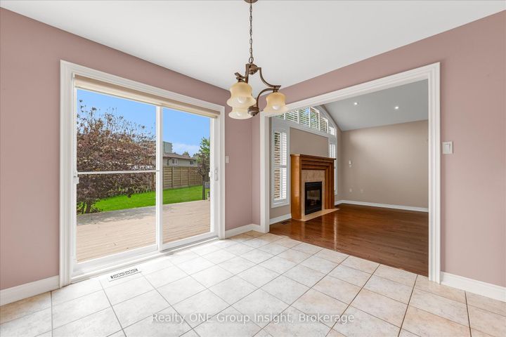 Photo 13 at 66 Chelmsford Place, Kentley, Hamilton