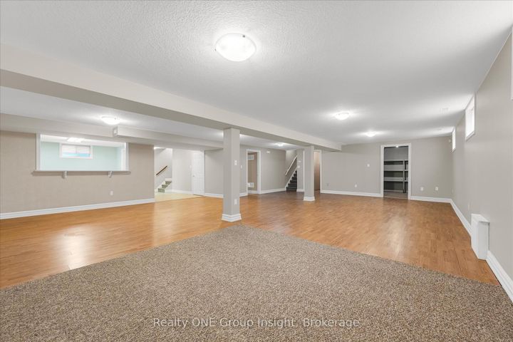 Photo 18 at 66 Chelmsford Place, Kentley, Hamilton