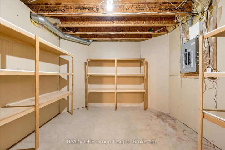 Photo 19 at 66 Chelmsford Place, Kentley, Hamilton
