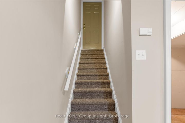 Photo 20 at 66 Chelmsford Place, Kentley, Hamilton