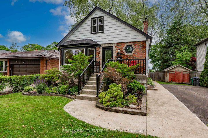 Photo 1 at 43 Pine Avenue S, Port Credit, Mississauga