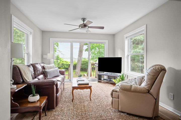 Photo 9 at 43 Pine Avenue S, Port Credit, Mississauga