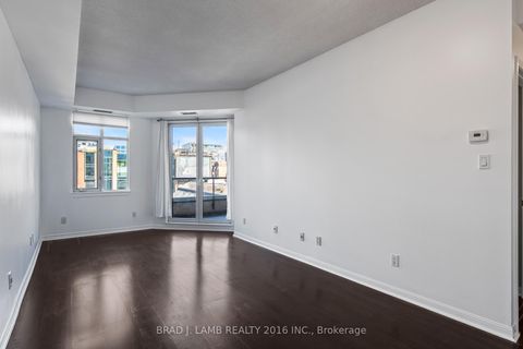 Photo 4 at 428 - 550 Front Street W, Waterfront Communities C1, Toronto
