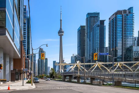 Photo 14 at 428 - 550 Front Street W, Waterfront Communities C1, Toronto