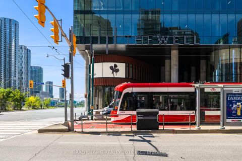 Photo 16 at 428 - 550 Front Street W, Waterfront Communities C1, Toronto