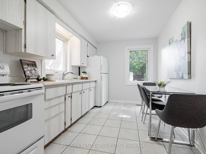 Photo 12 at 157 1/2 Roslin Avenue, Lawrence Park North, Toronto