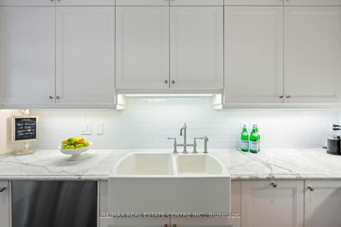 Photo 19 at 14 St. Phillips Road, Humber Heights, Toronto