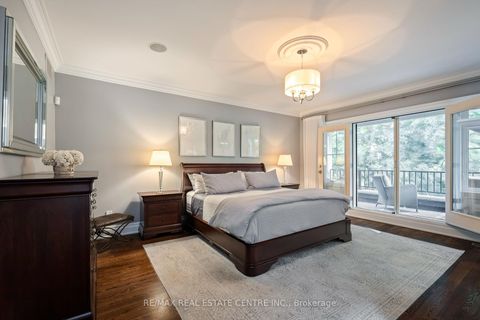 Photo 23 at 14 St. Phillips Road, Humber Heights, Toronto