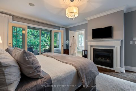 Photo 25 at 14 St. Phillips Road, Humber Heights, Toronto