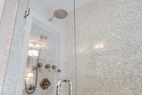 Photo 30 at 14 St. Phillips Road, Humber Heights, Toronto