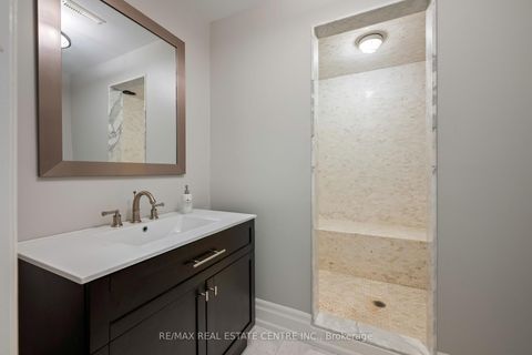 Photo 41 at 14 St. Phillips Road, Humber Heights, Toronto