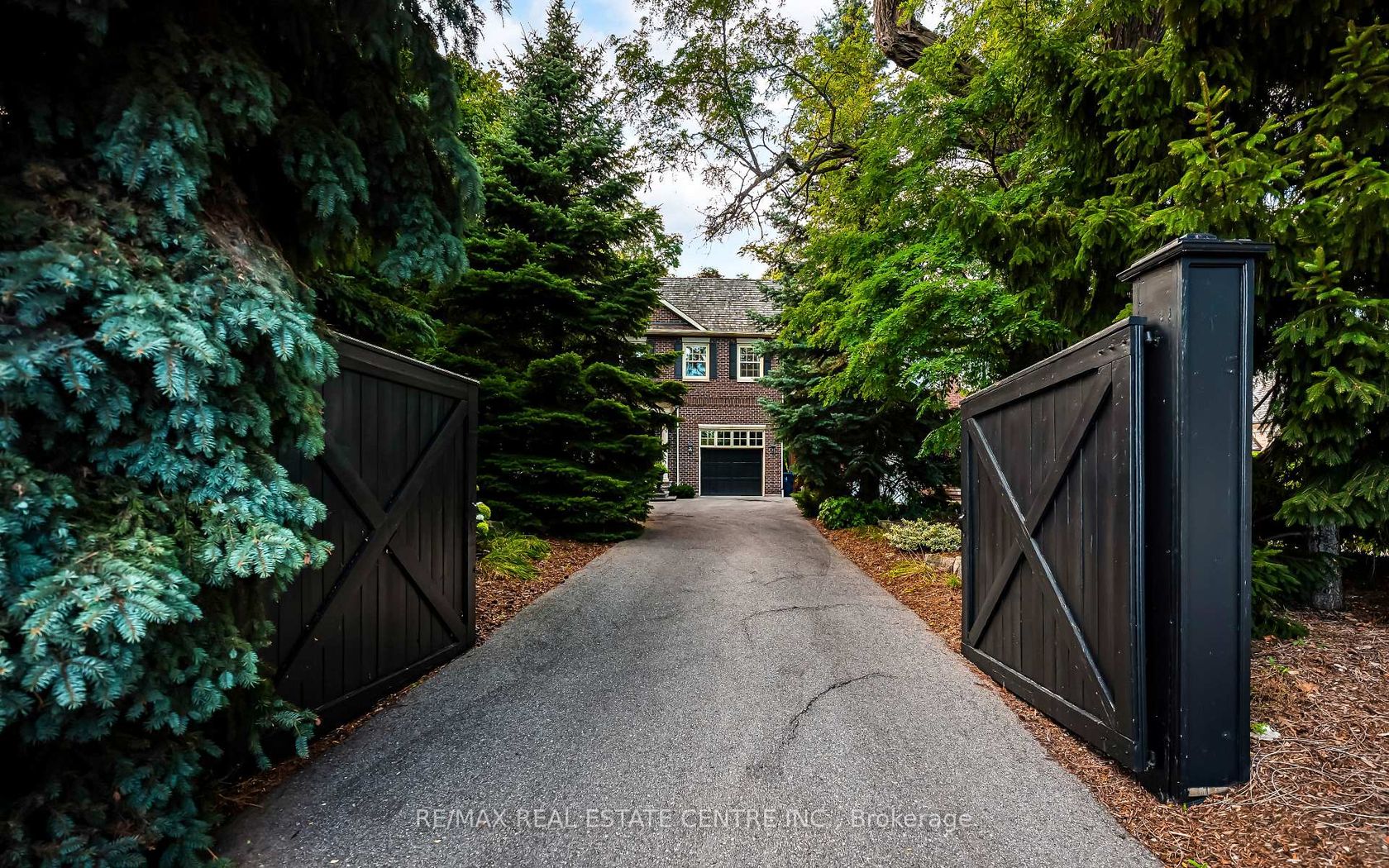 14 St. Phillips Road, Humber Heights, Toronto 