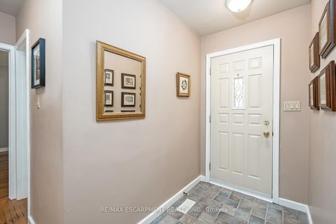 Photo 4 at 414 Third Line, WO West, Oakville