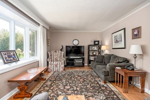 Photo 6 at 414 Third Line, WO West, Oakville