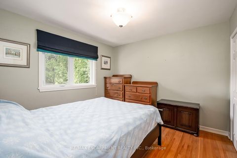 Photo 16 at 414 Third Line, WO West, Oakville