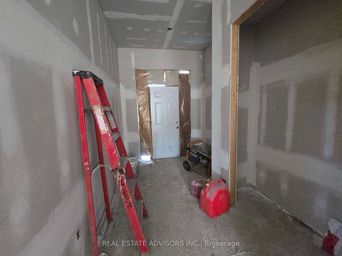 Photo 2 at 68B Laurel Avenue, Kennedy Park, Toronto